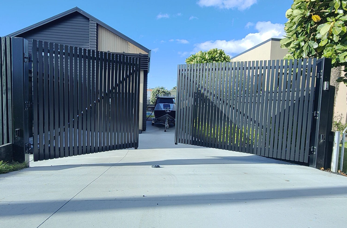 commercial gates